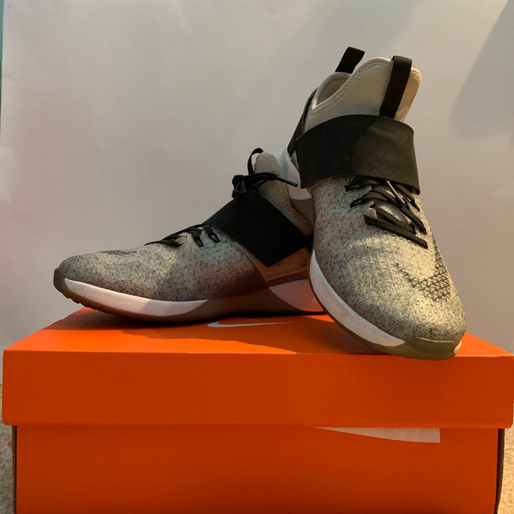 Nike Air Zoom Strong Training Shoes